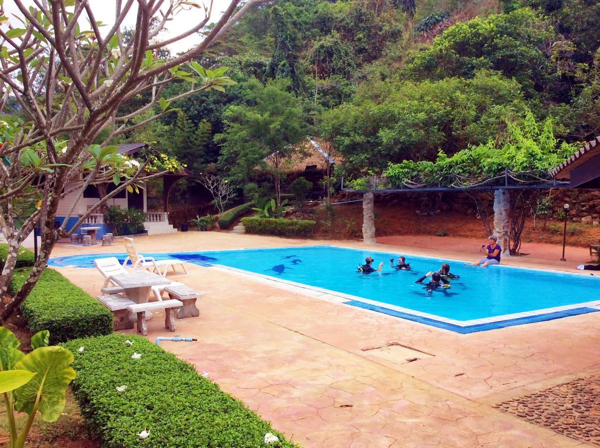 טראט Big Elk Steak House - Homestay מראה חיצוני תמונה